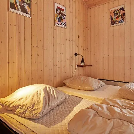 Aakirkeby Xxv Holiday home Vester Somarken