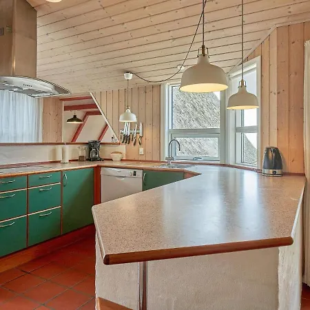 Luxury Retreat By The Sea - By Traum * Vester Somarken