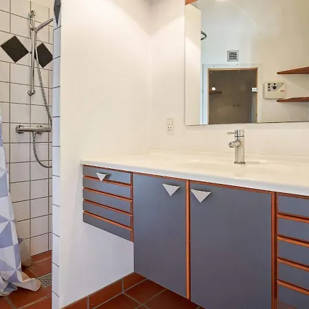 Ferienhaus Aakirkeby Xxv *