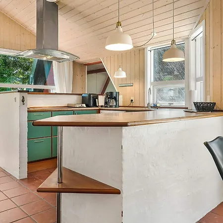 Luxury Retreat By The Sea - By Traum Vester Somarken